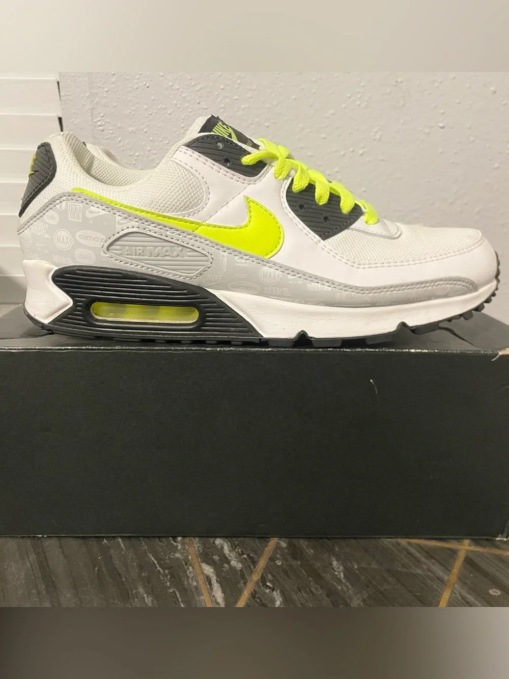Nike Air Max 90 RMOL Size 9.5